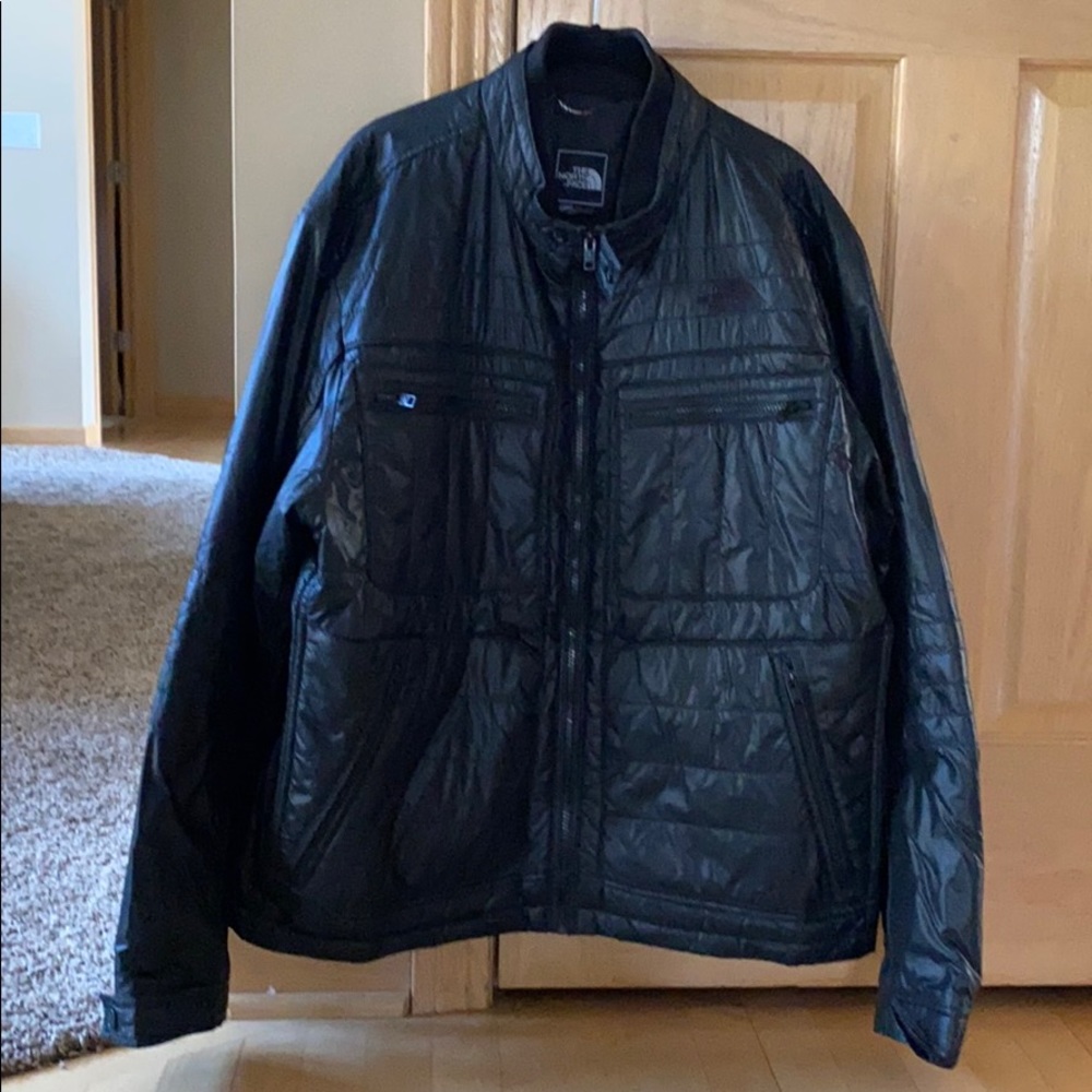Men’s black north face jacket. XL